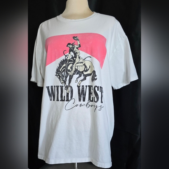 Wild West Cowboys Lotus Fashion Los Angeles Women's Short Sleeve T-shirt Size XL - Picture 1 of 5